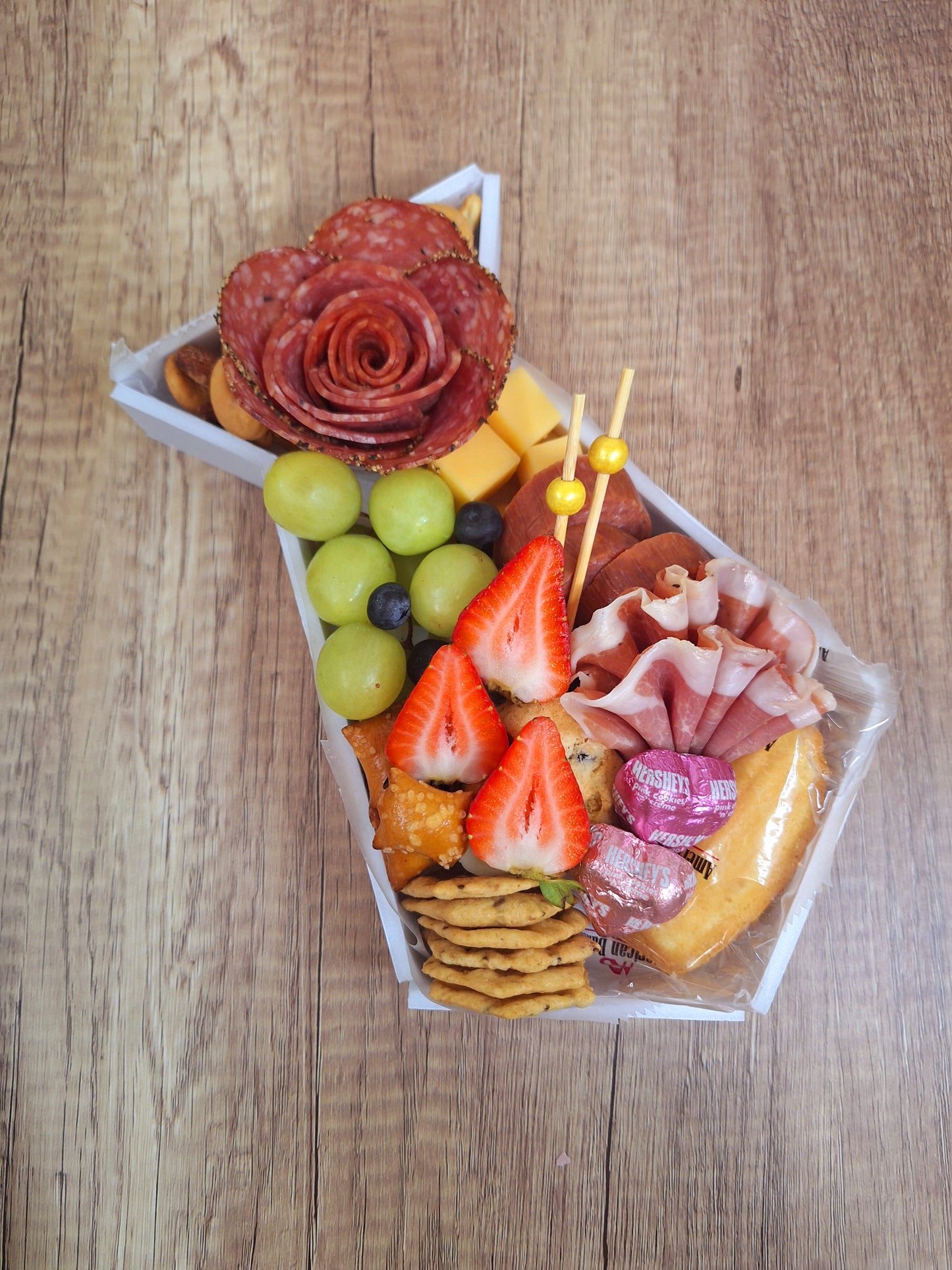 Charcuterie Box Corbata